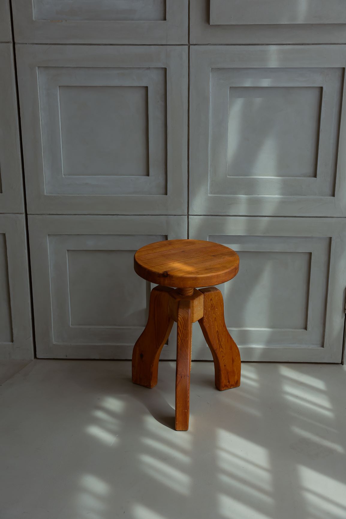 Nordic Adjustable Pine Stool
