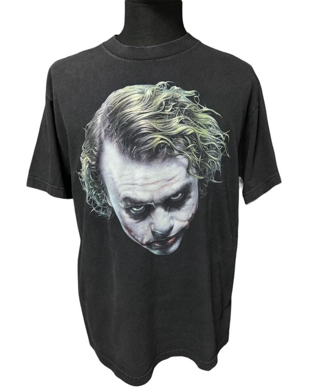 THE DARK KNIGHT JOKER