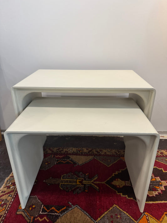 Side table 621 by Dieter Rams